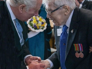 101-year-old RAF veteran among four Hampshire volunteers recognized by The Queen