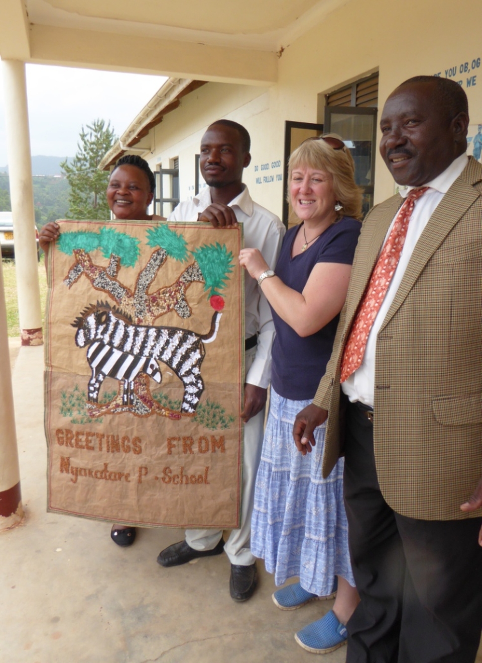 receiving banner for Hale Primary School